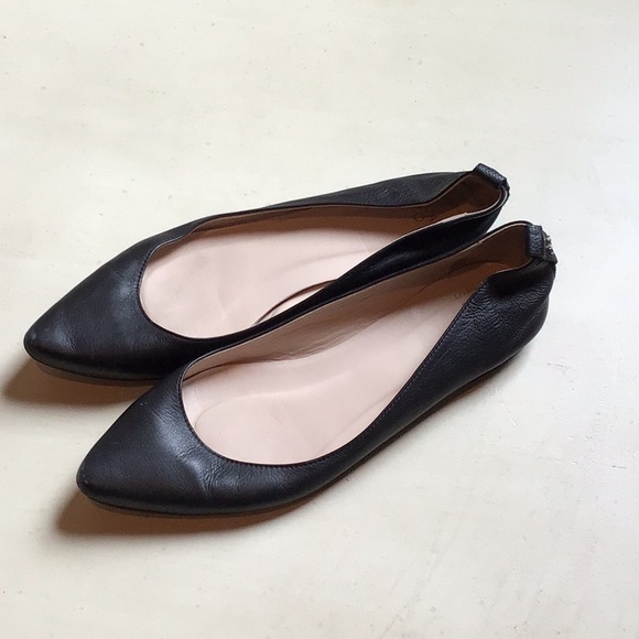 🌷ESCADA SPORT BLACK LEATHER FLATS SIZE 39 - Picture 3 of 5